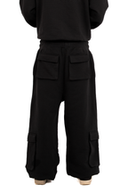 BLACK-ON-BLACK JOGGER